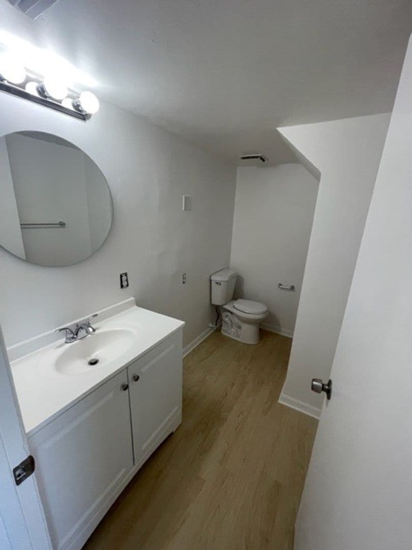 West Melbourne House: 2276 W. New Haven Avenue
