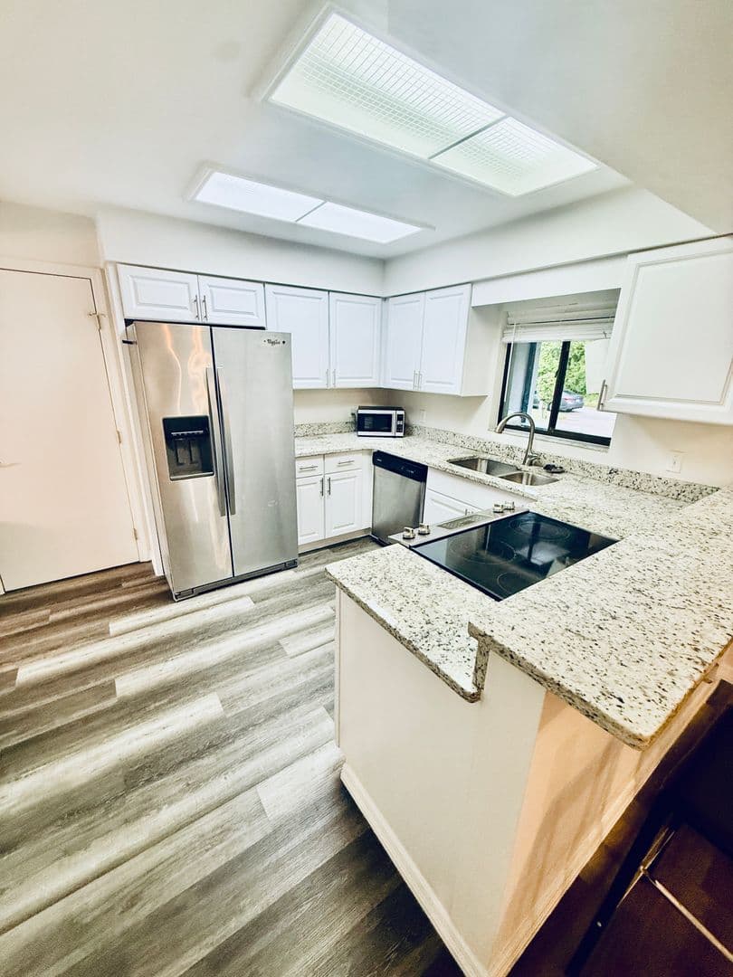 Palm Bay House: 401 Fillmore Ave NE