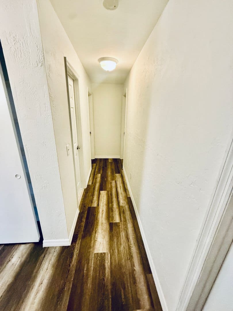 Palm Bay House: 401 Fillmore Ave NE