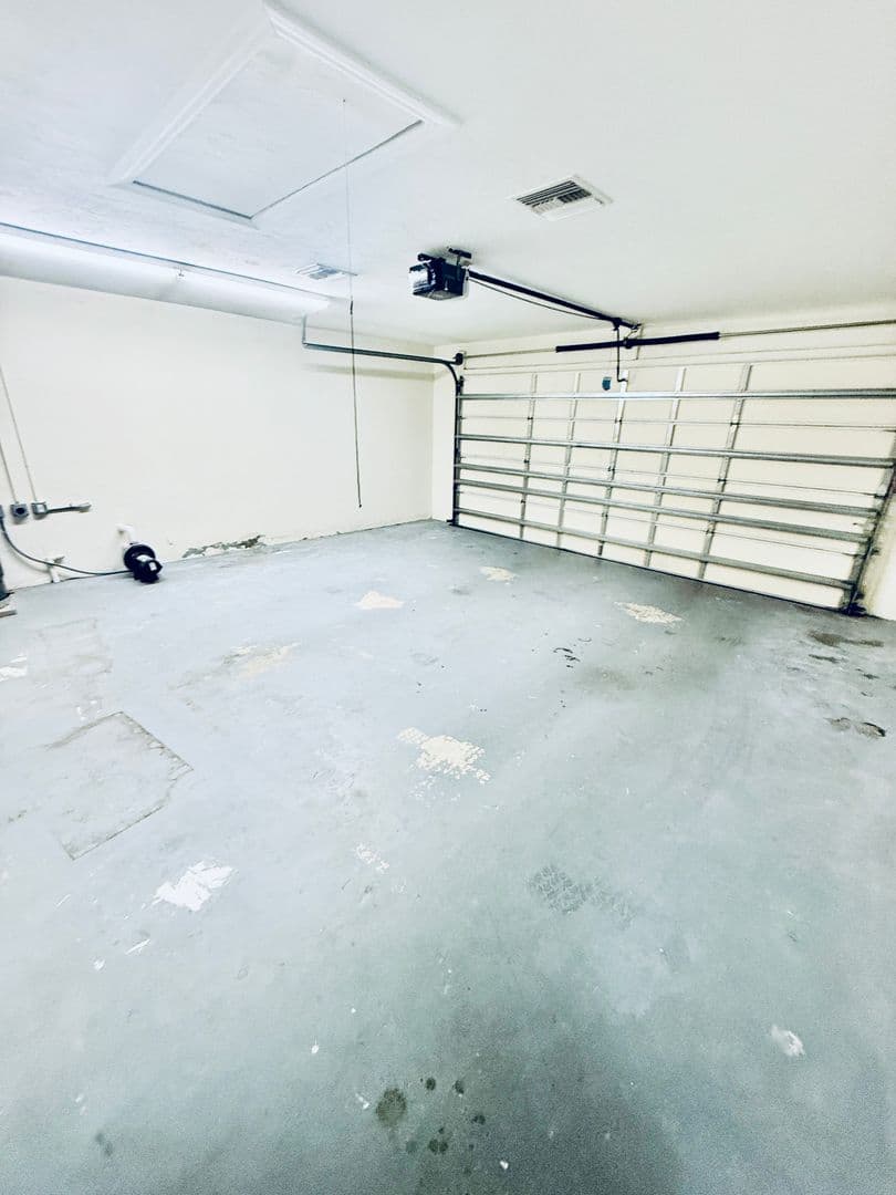 Palm Bay House: 401 Fillmore Ave NE