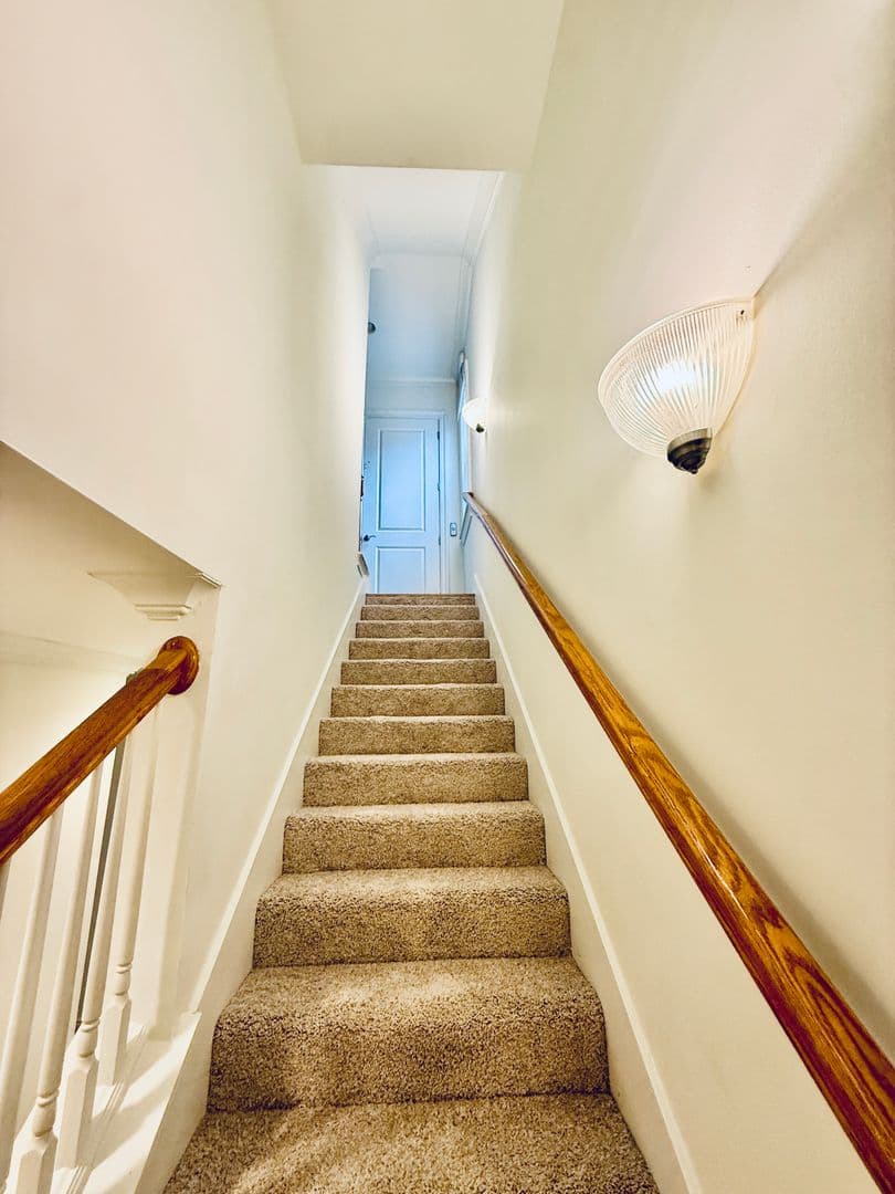 Palm Bay House: 860 VIGNOLES AVENUE NE, UNIT 2