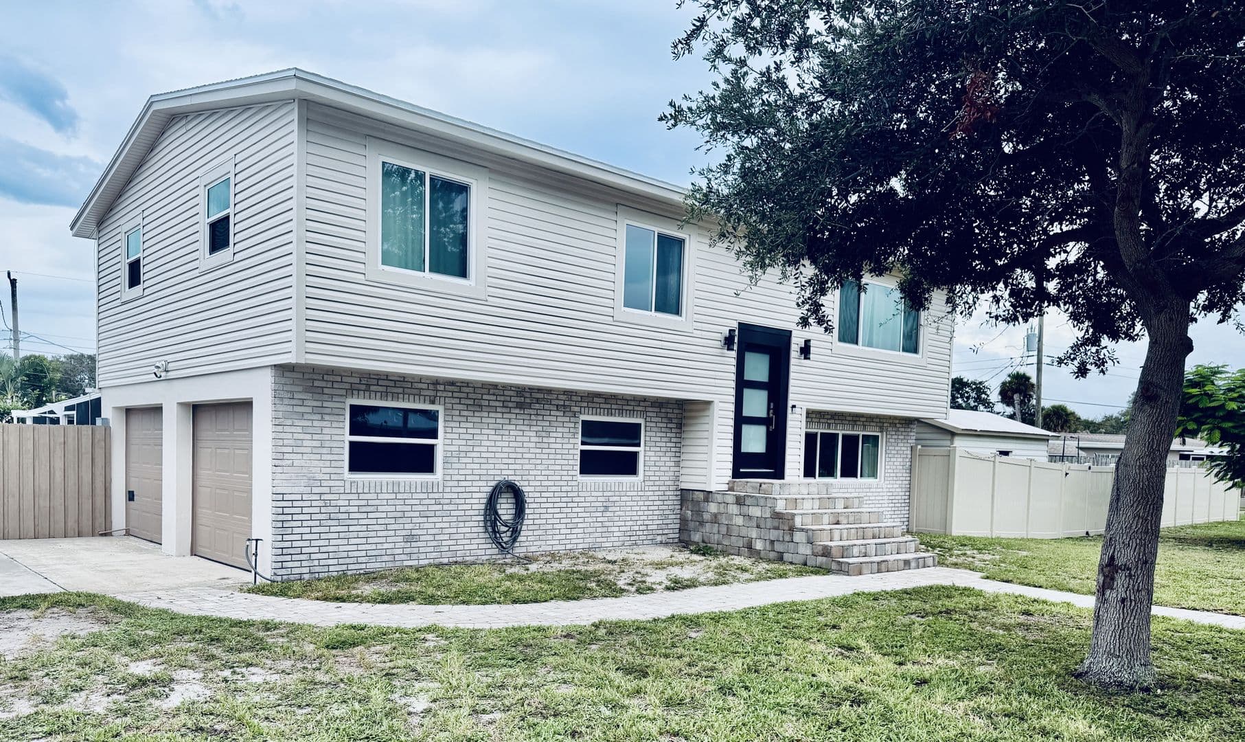 Indian Harbour Beach House: 279 Marion St.