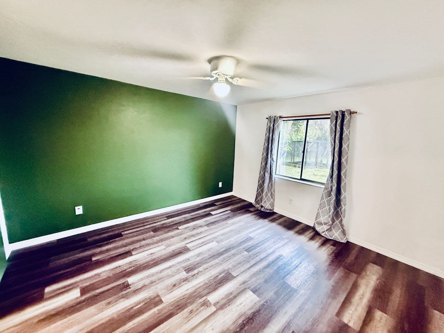 Palm Bay House: 401 Fillmore Ave NE