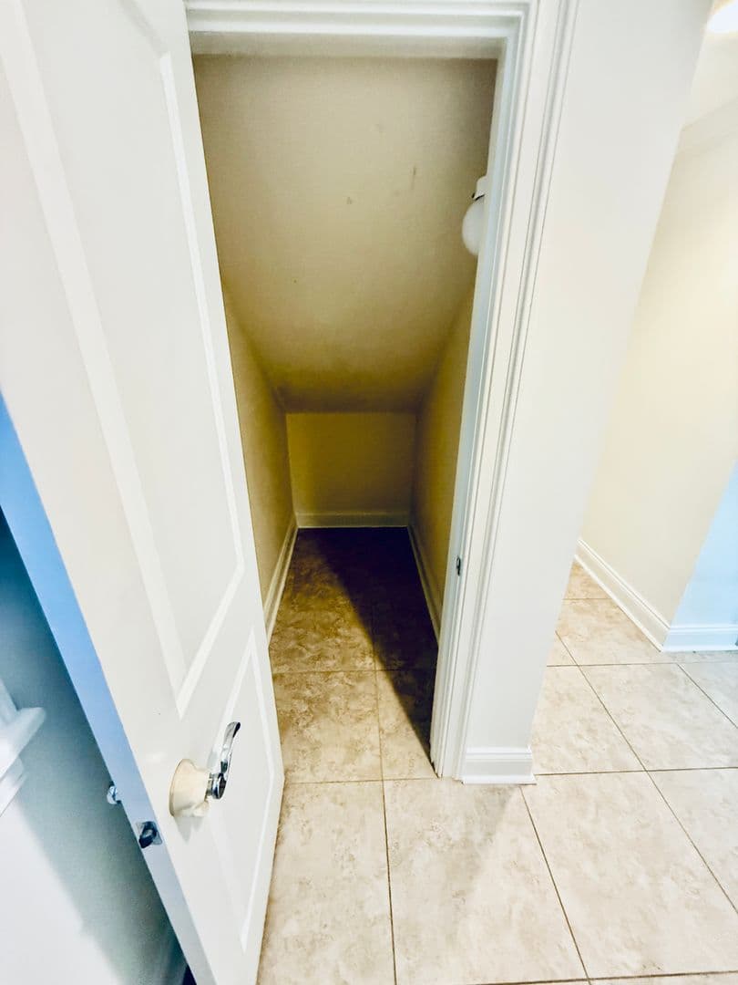 Palm Bay House: 860 VIGNOLES AVENUE NE, UNIT 2