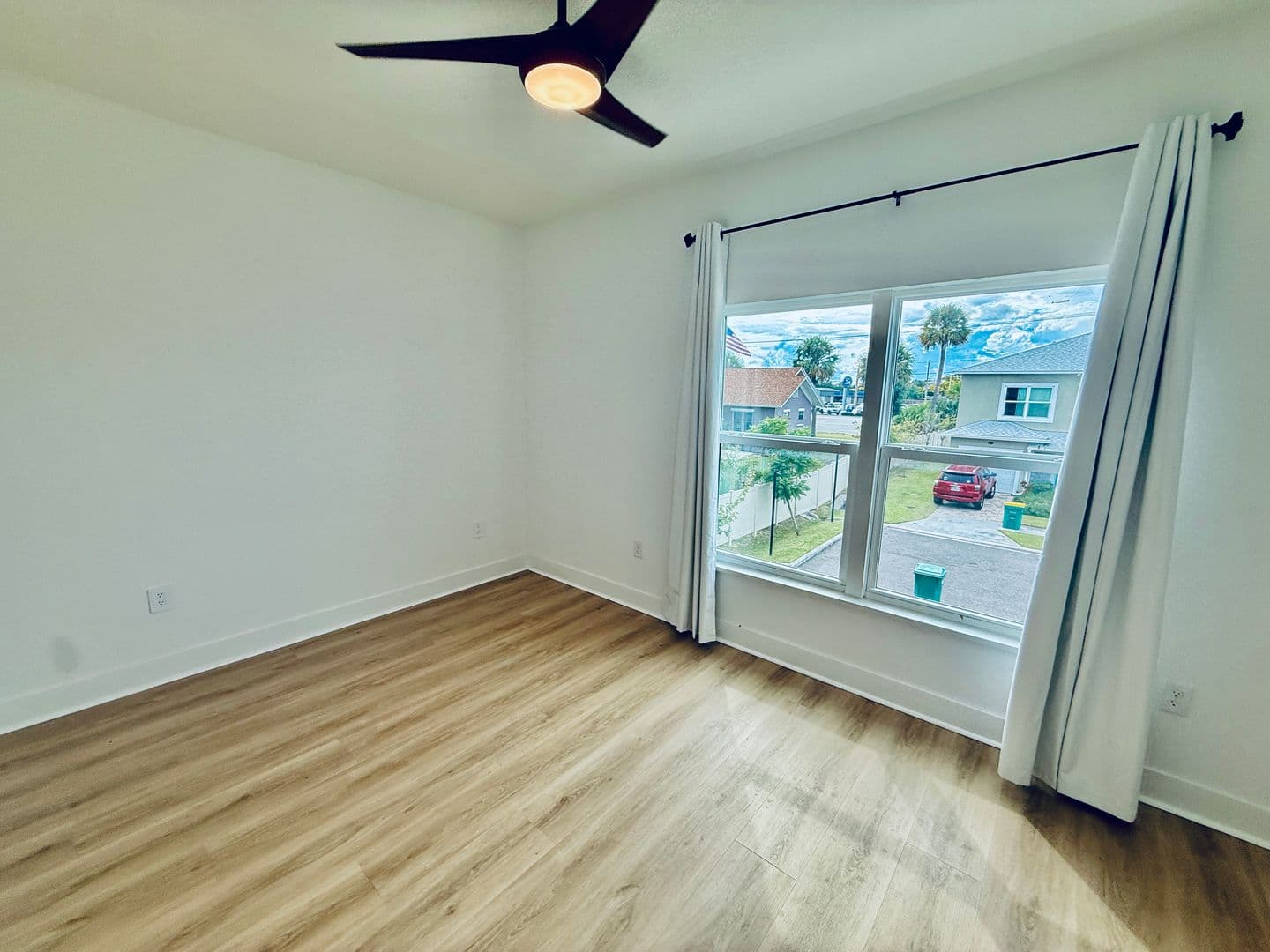 Melbourne Townhome: 823 Paddleboard Ct