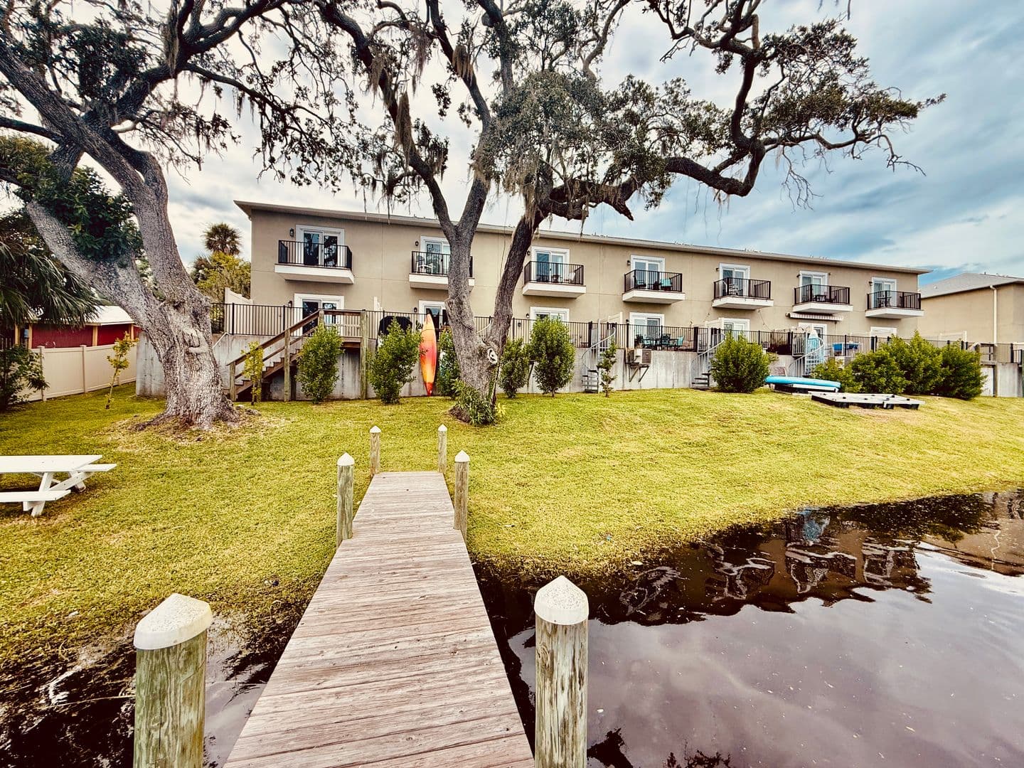Melbourne Townhome: 823 Paddleboard Ct