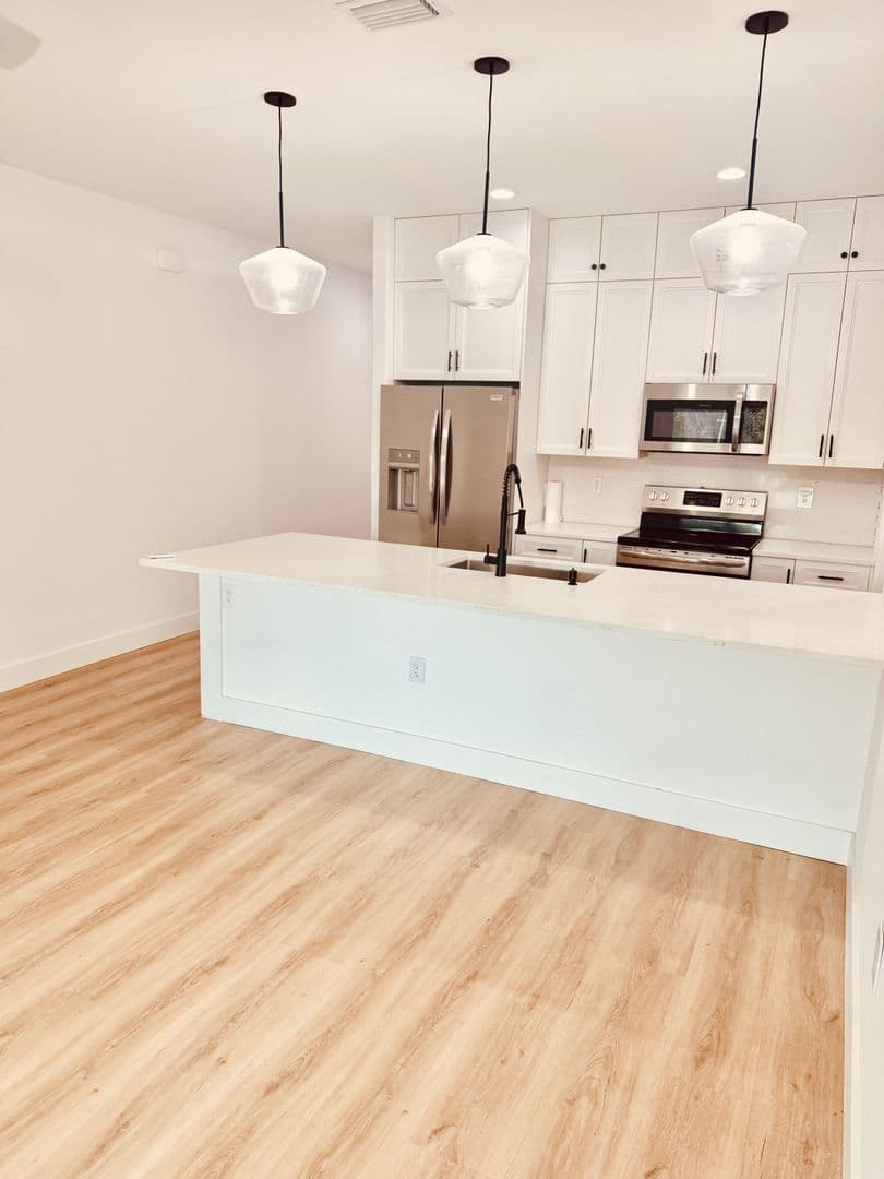Melbourne Townhome: 823 Paddleboard Ct