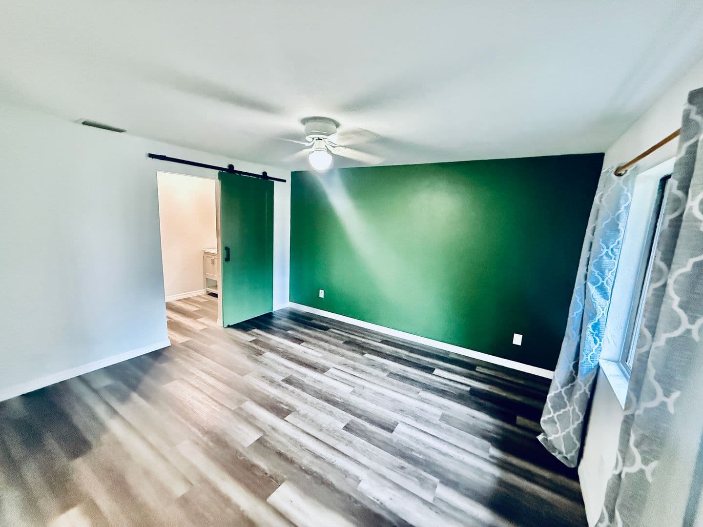 Palm Bay House: 401 Fillmore Ave NE