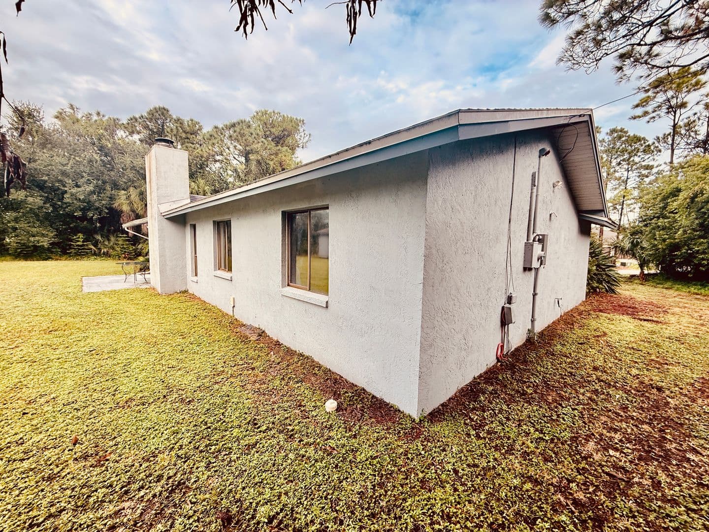 Palm Bay House: 401 Fillmore Ave NE