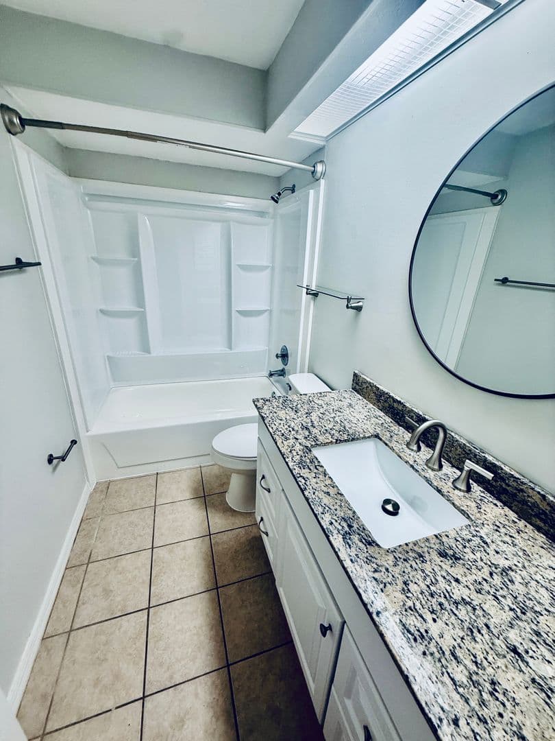 Palm Bay House: 401 Fillmore Ave NE