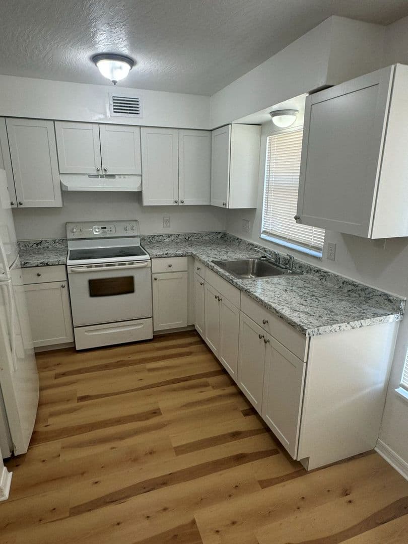 Palm Bay Condo: 341 Mercury Avenue SE, Unit 102