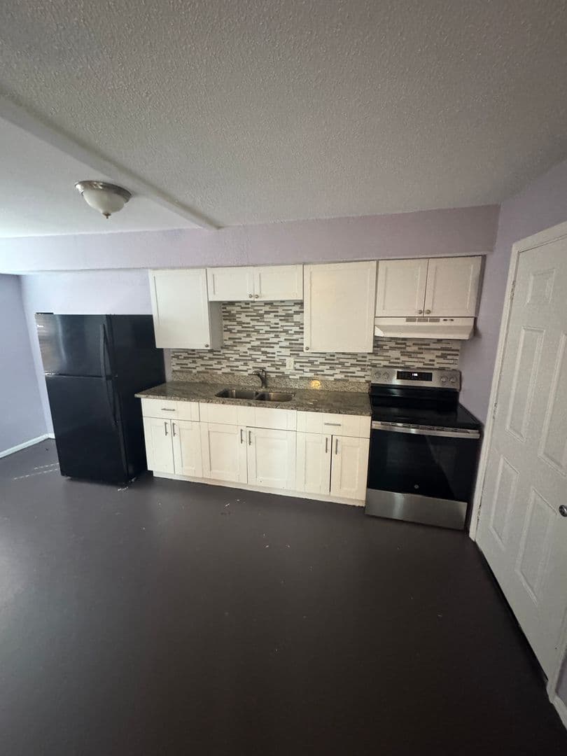 Titusville Townhome: 618 S Grannis Avenue Unit A