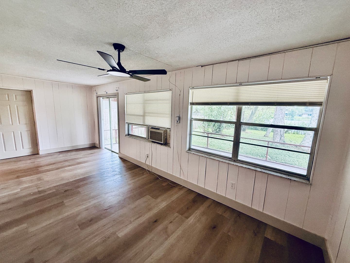 Cocoa House: 718 Lunar Lake Circle