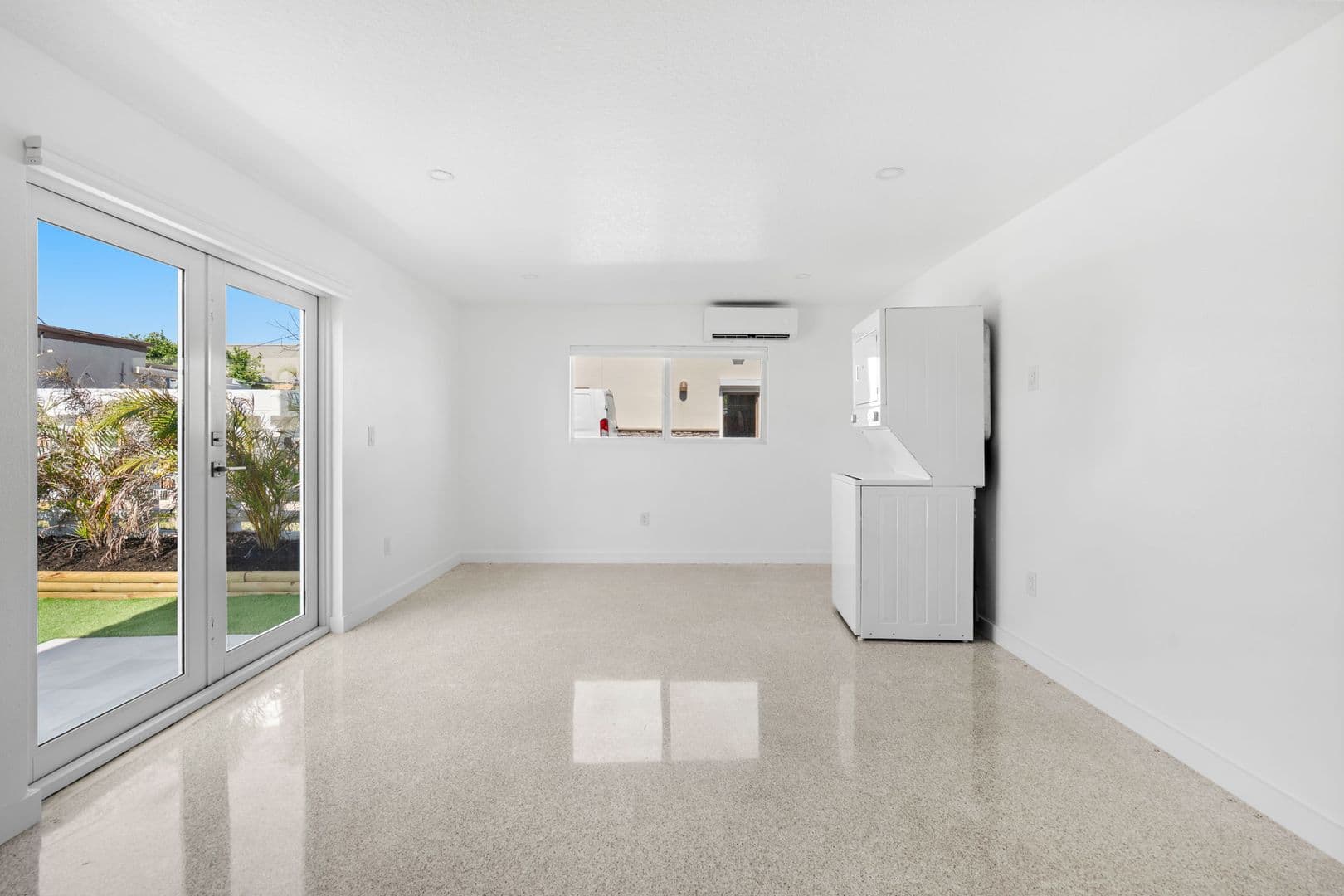 Indialantic Condo: 210 6th Ave Unit 6