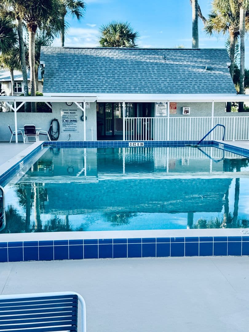 Palm Bay Condo: 915 Sonesta Avenue NE #203