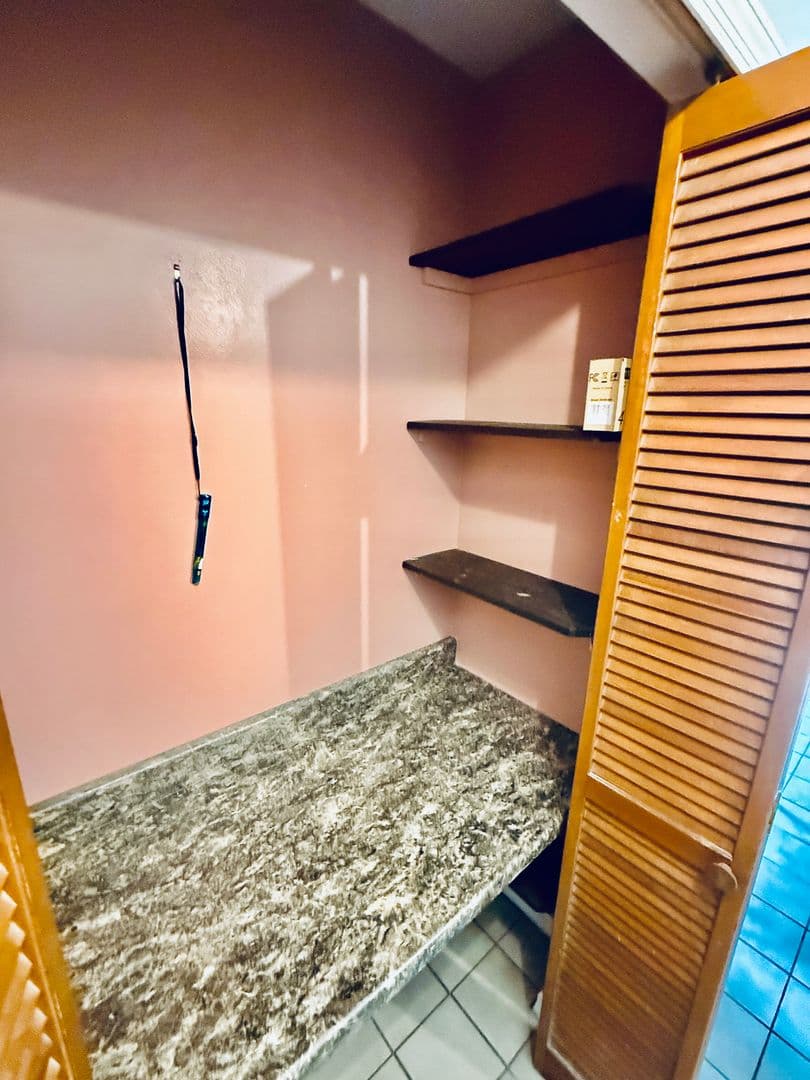 Palm Bay House: 219 Wilton Ave SW