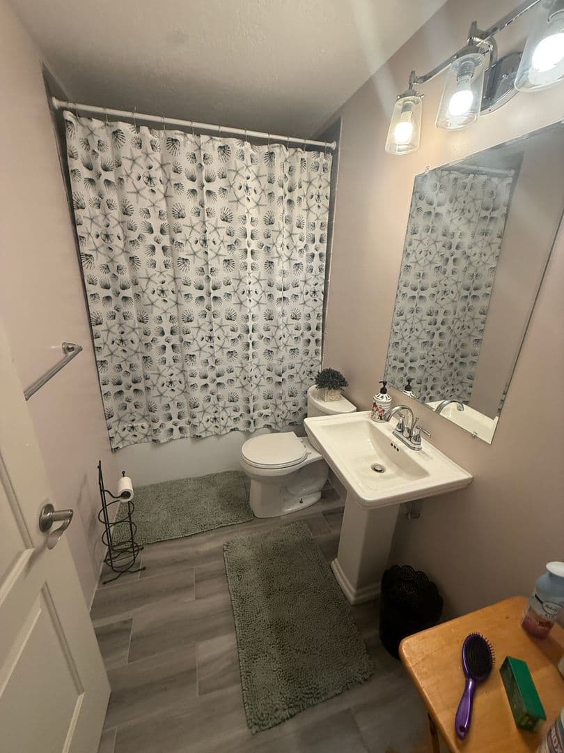 Palm Bay House: 219 Wilton Ave SW