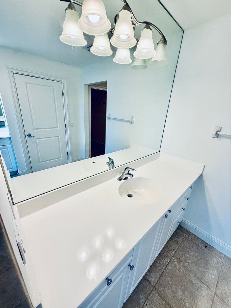 Palm Bay House: 860 VIGNOLES AVENUE NE, UNIT 2