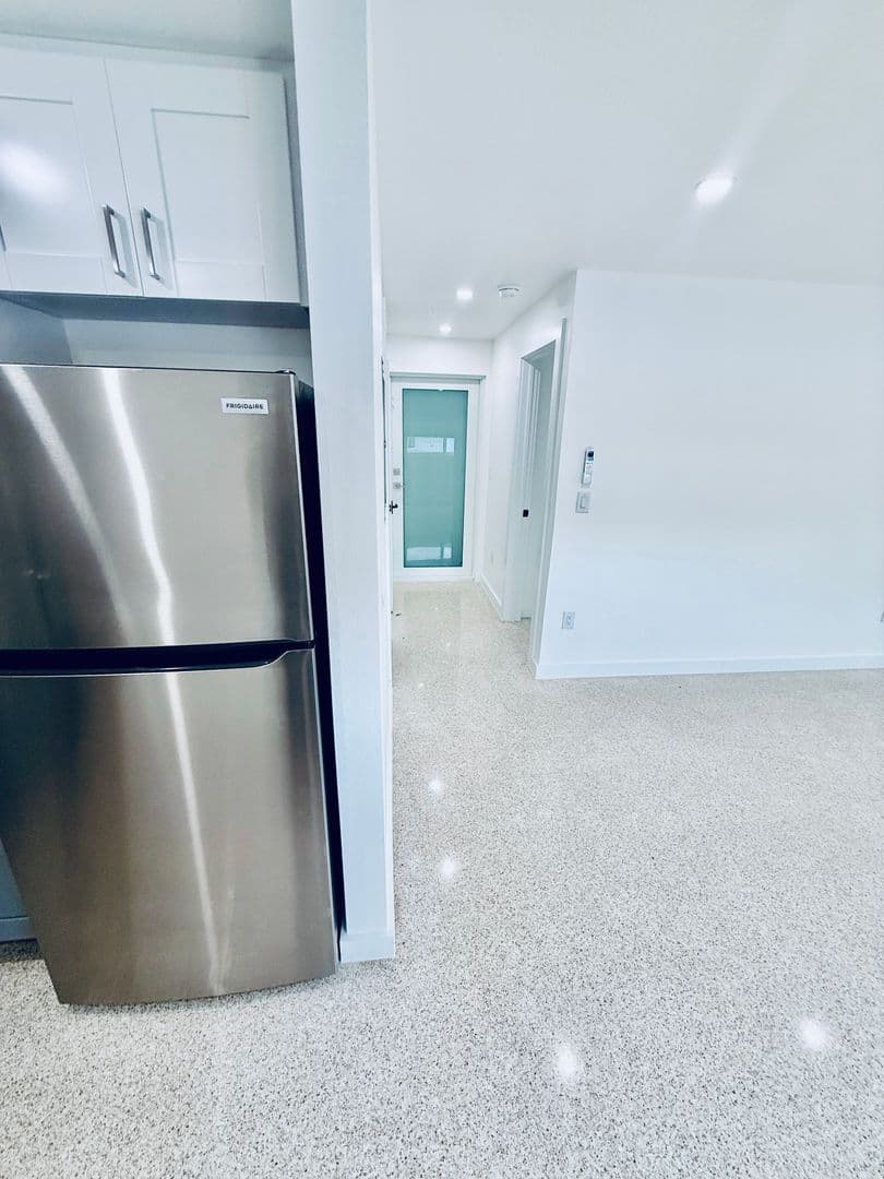 Indialantic Condo: 210 6th Ave Unit 6