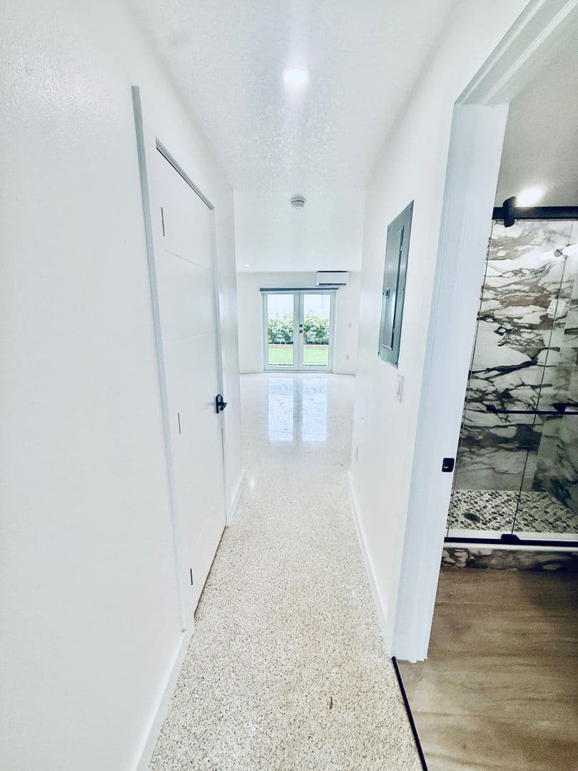 Indialantic Condo: 210 6th Ave Unit 4