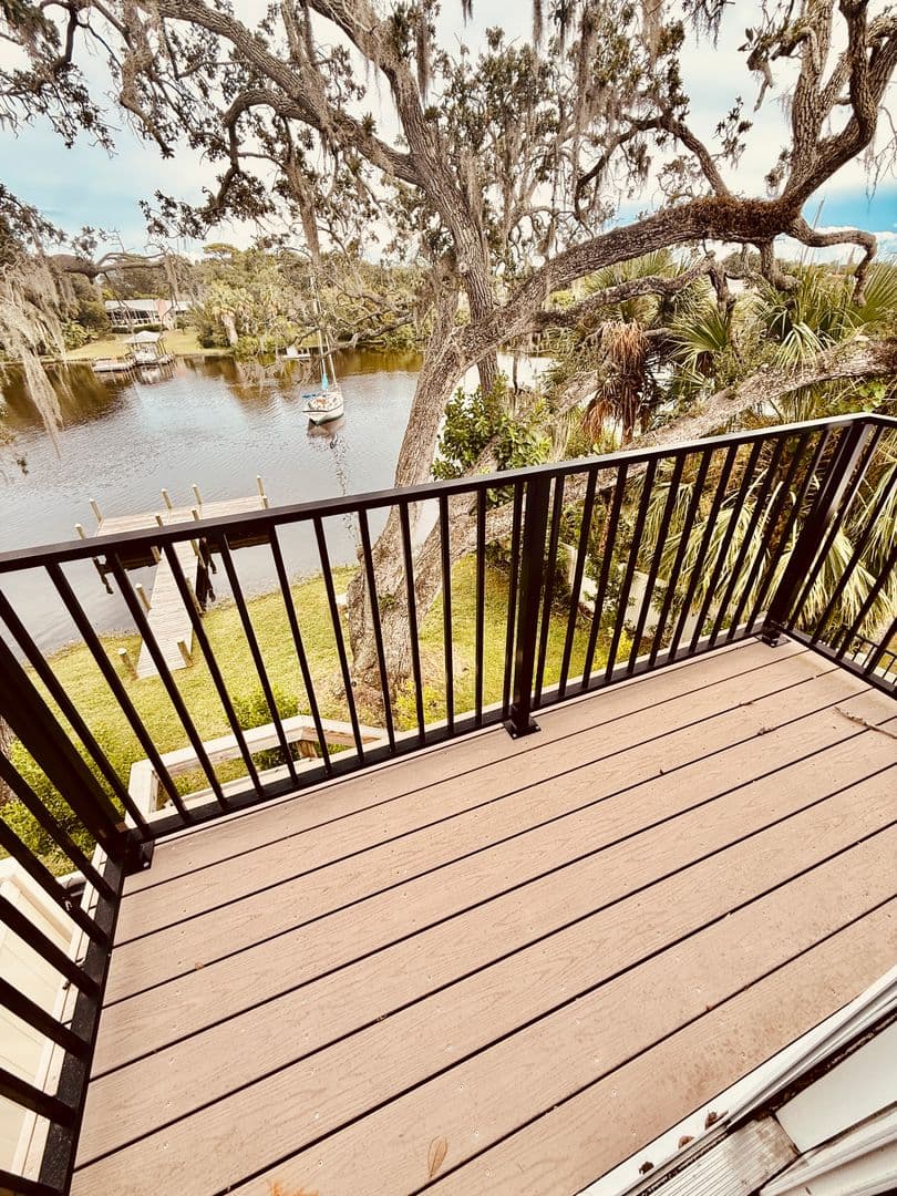 Melbourne Townhome: 823 Paddleboard Ct