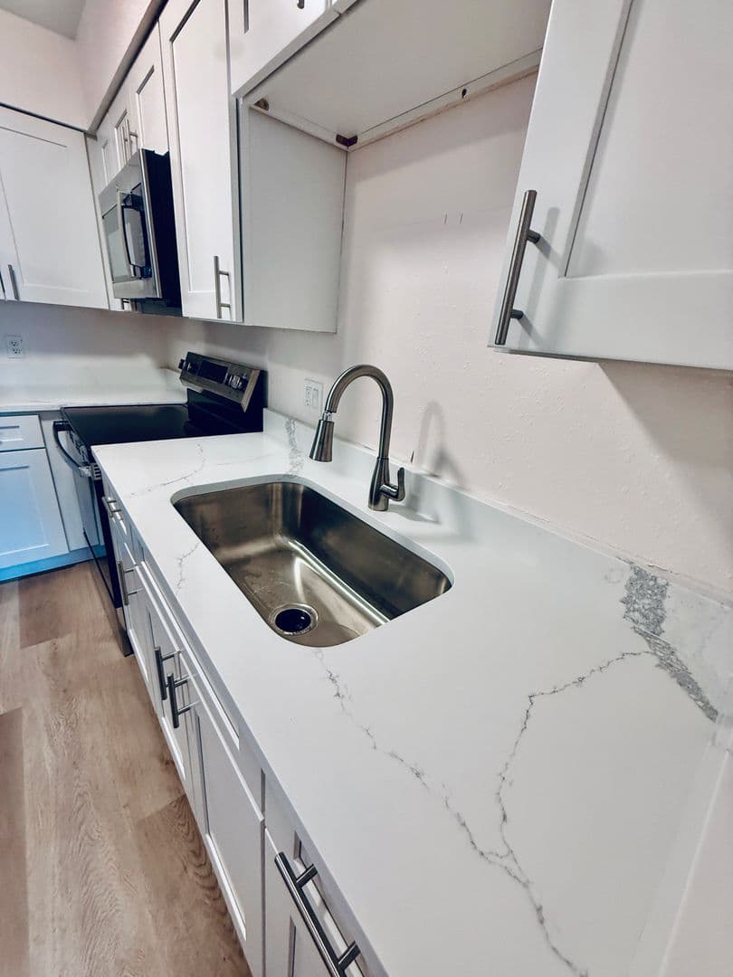 Cocoa House: 718 Lunar Lake Circle