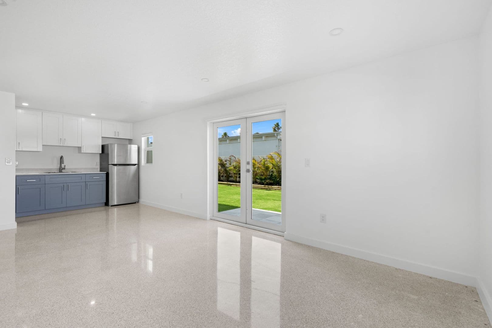 Indialantic Condo: 210 6th Ave Unit 6