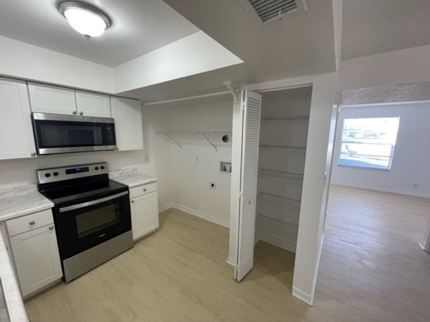 West Melbourne House: 2276 W. New Haven Avenue