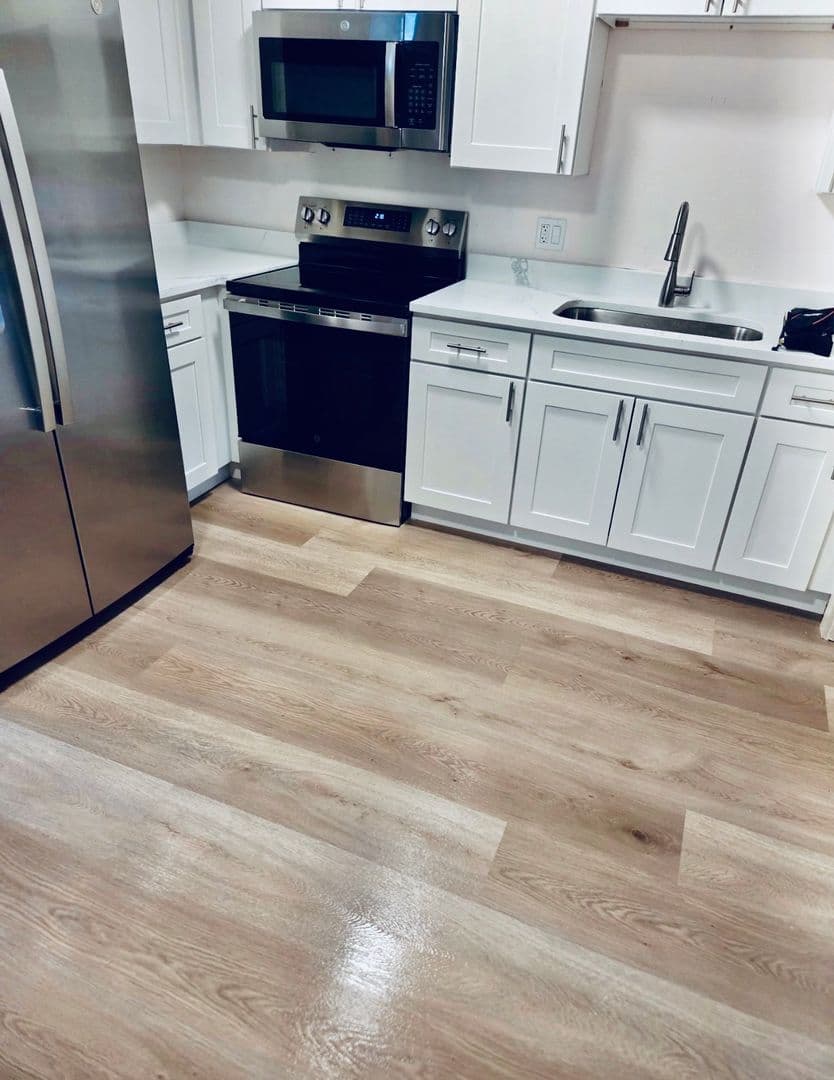 Cocoa House: 718 Lunar Lake Circle