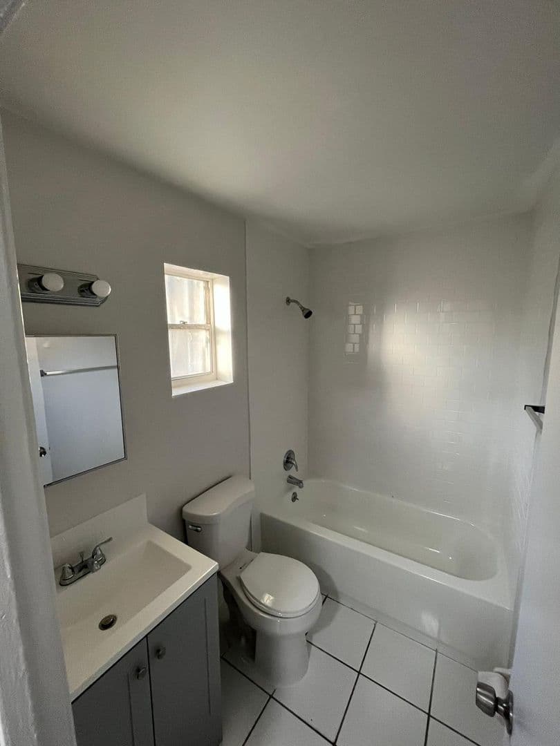 Miami Apartment: 6236 NW 4th Ave