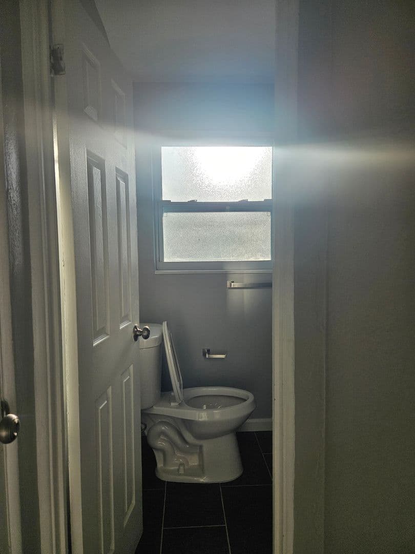Daytona Beach House: 838 Lewis Dr