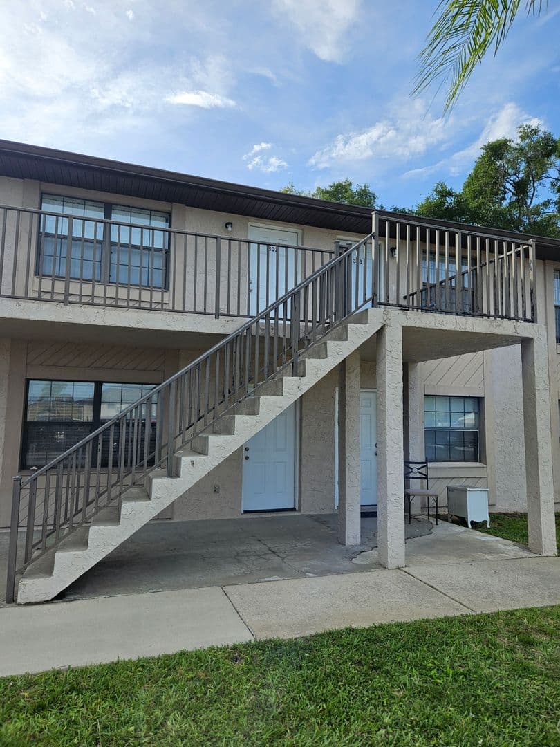 Daytona Beach House: 1290 9th St  #307