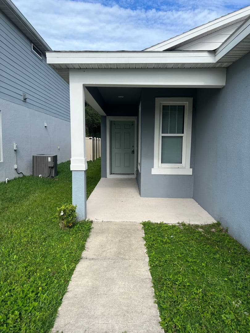 Kissimmee House: 5103 Royal Point Ave