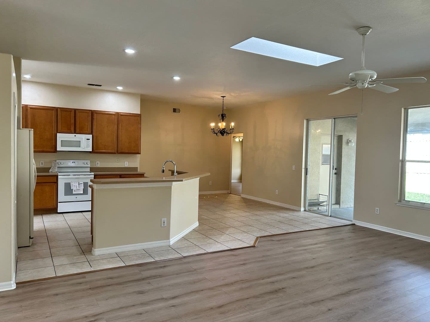 Orlando House: 7007 Hiawassee Overlook Dr.