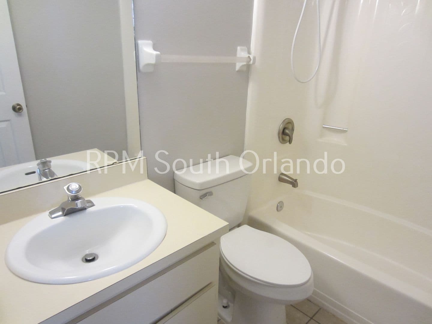Winter Garden Condo: 36 Windtree Ln. #202