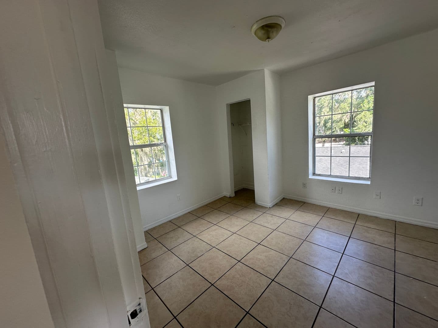 Sanford House: 808 S Locus