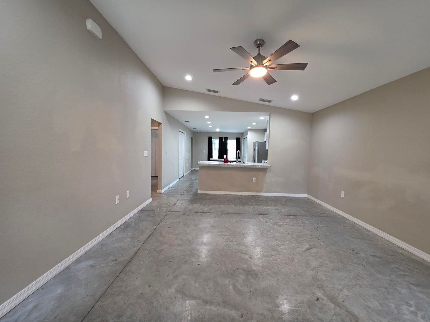 Winter Haven House: 447 Ave A NE