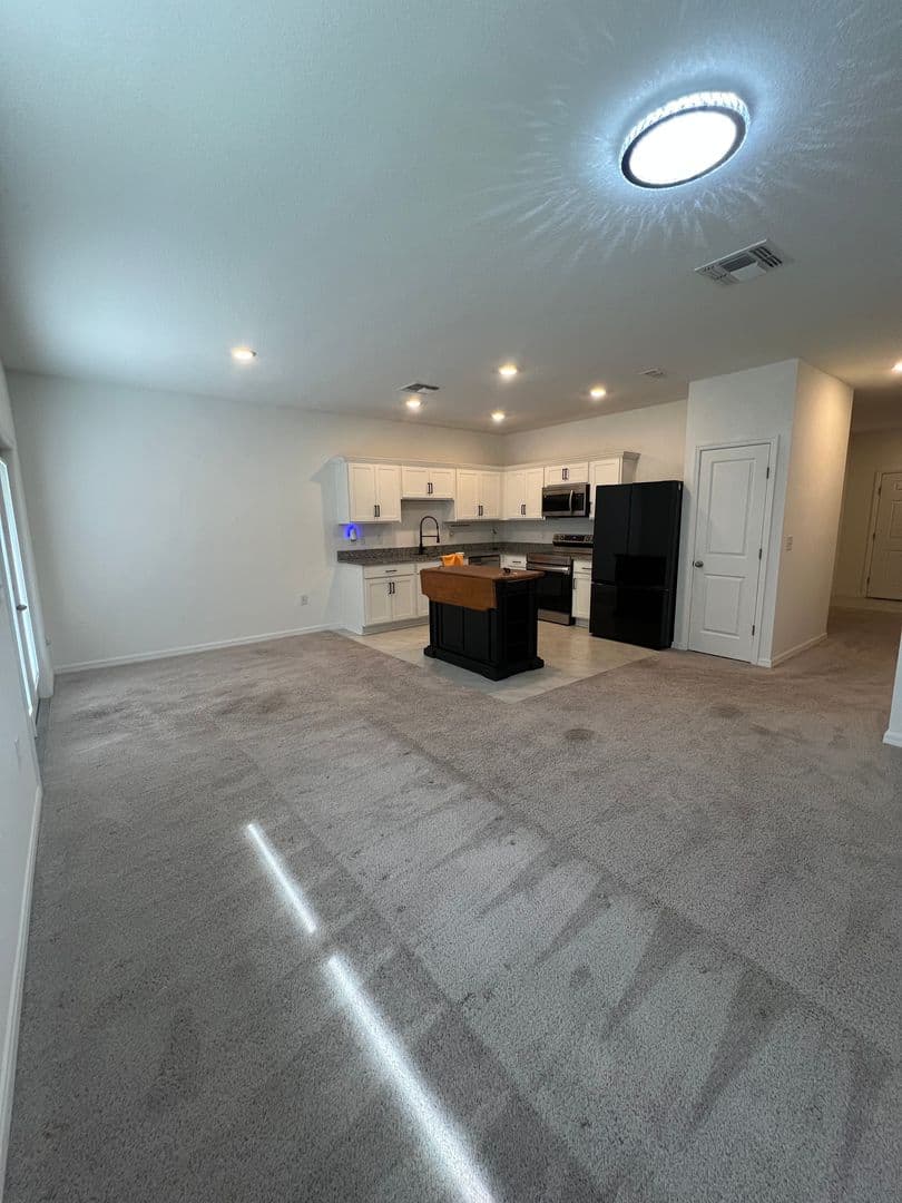 Davenport House: 117 Mandovi St