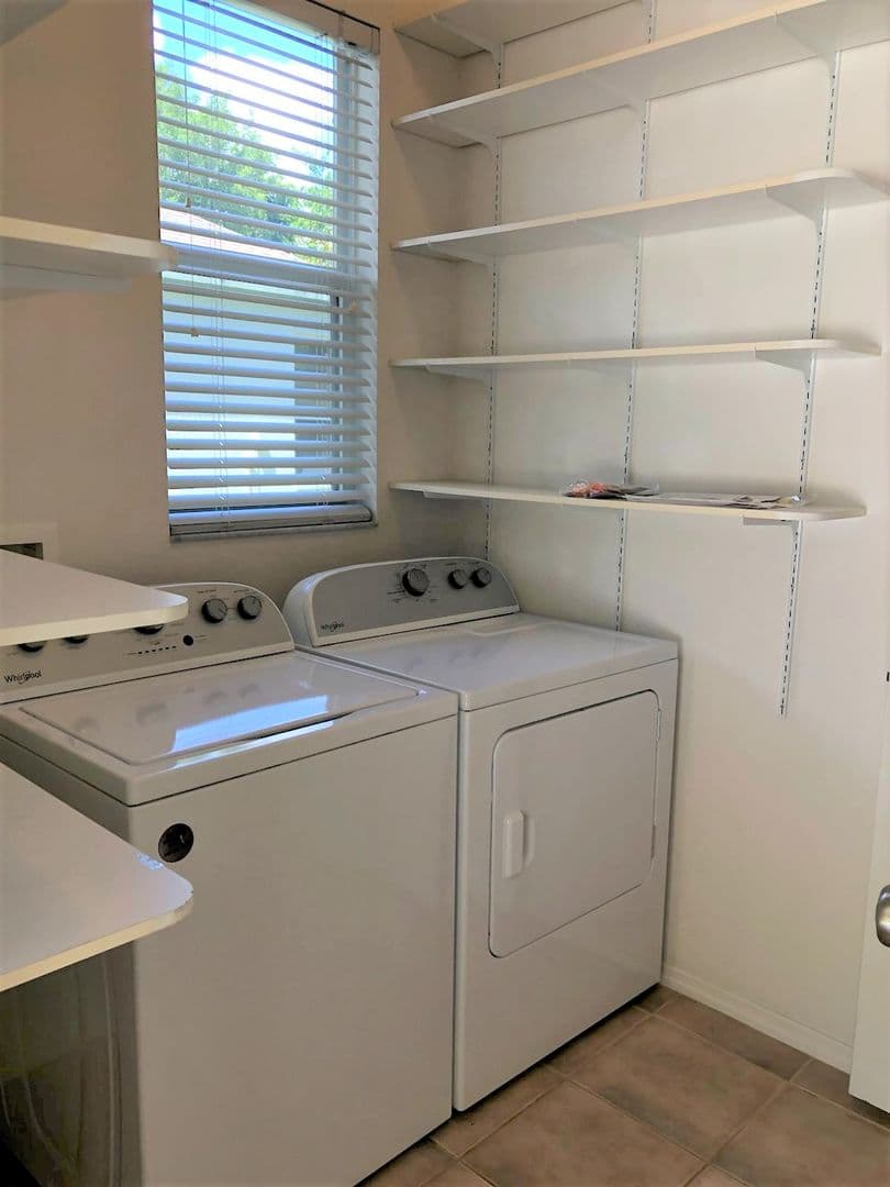 Venice House: 4200 Tennyson Way