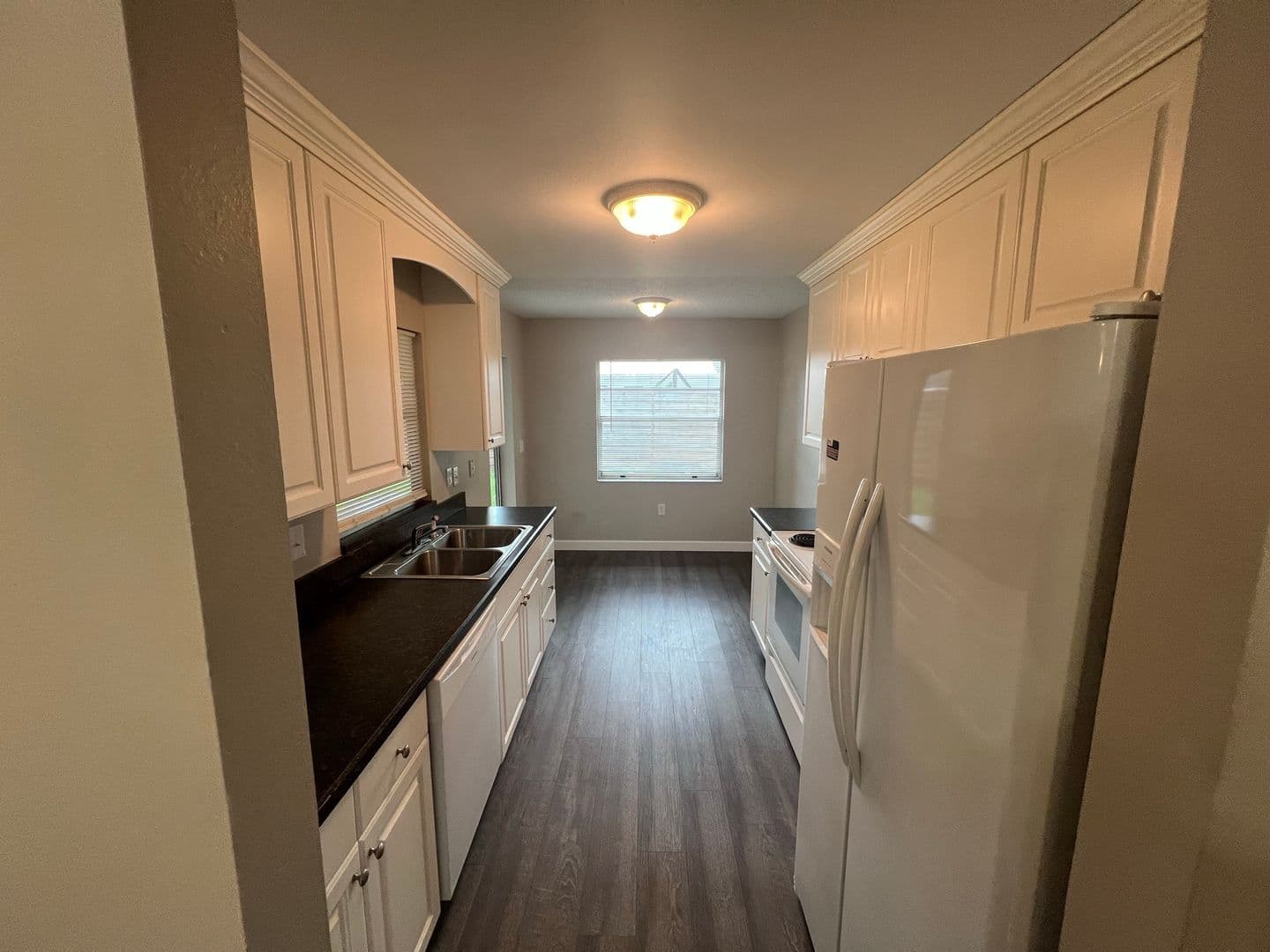 Sarasota House: 2622 Sweetland Ave