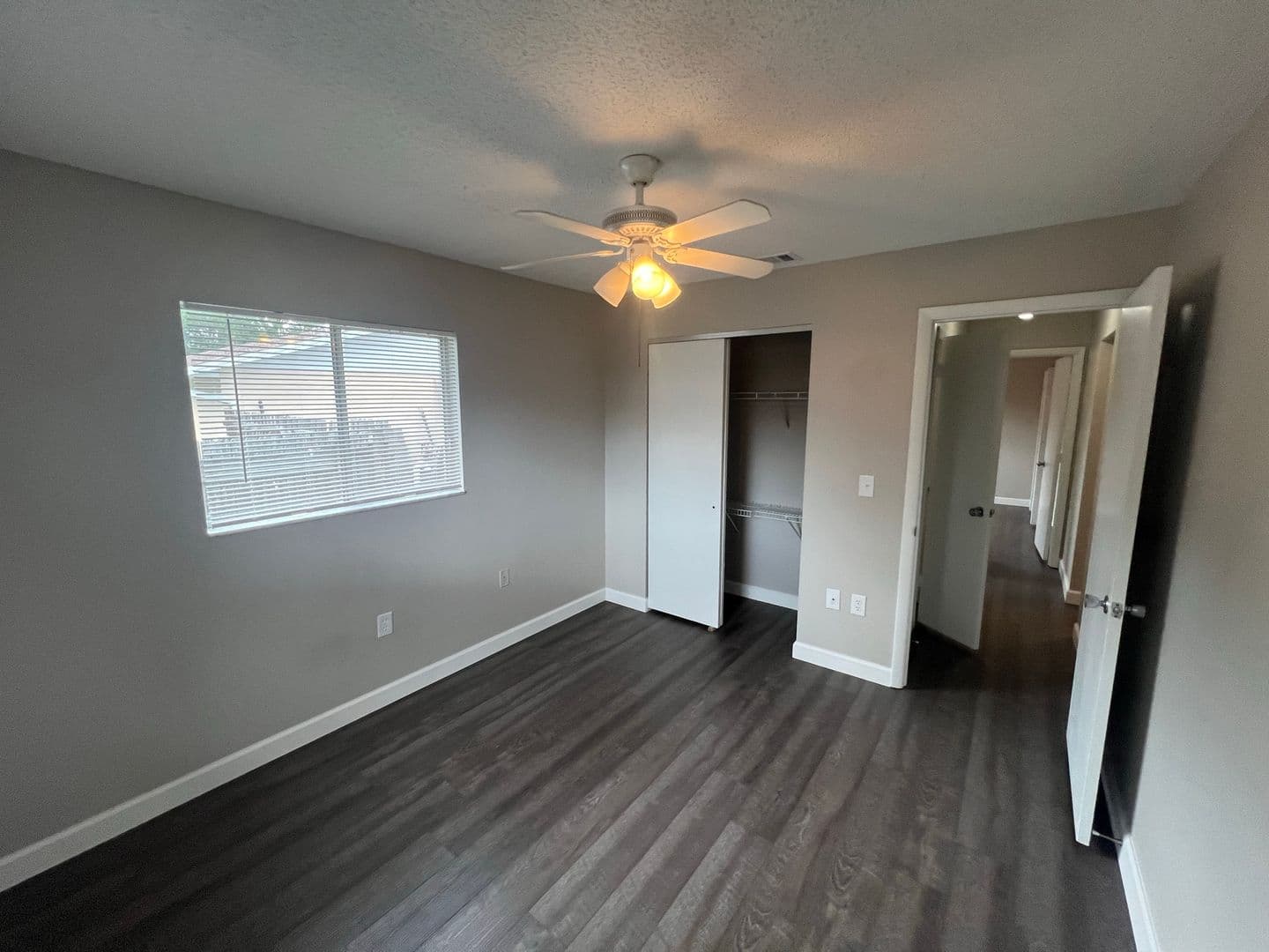 Sarasota House: 2622 Sweetland Ave