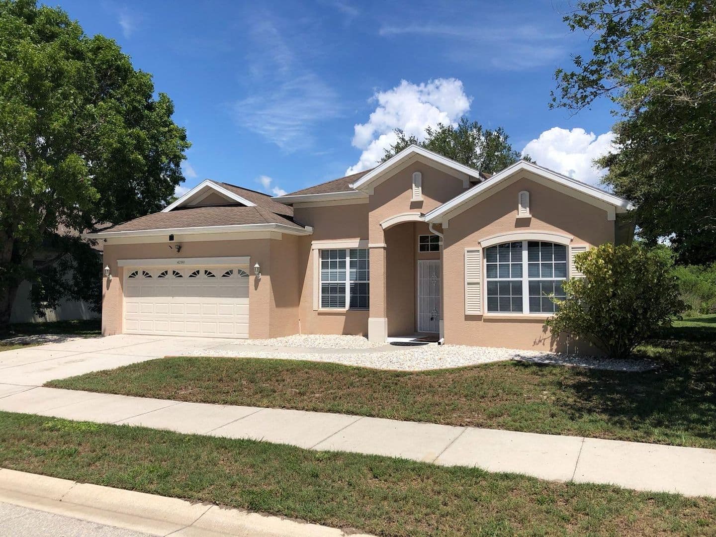 Venice House: 4200 Tennyson Way