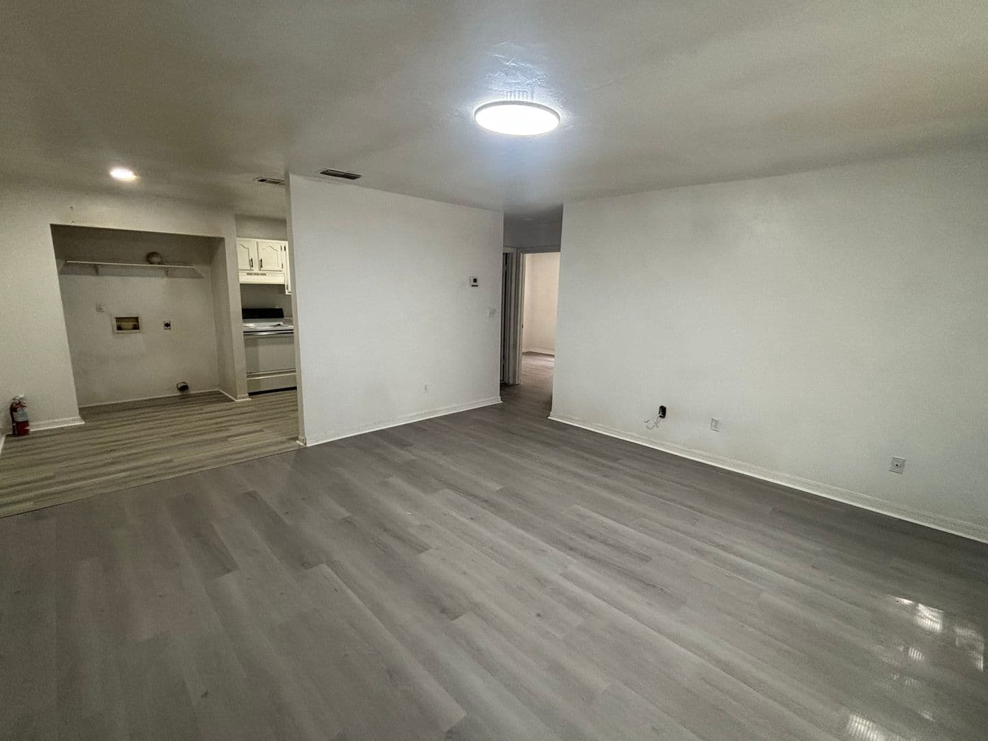 Gainesville Apartment: 2404 SW 31st Pl