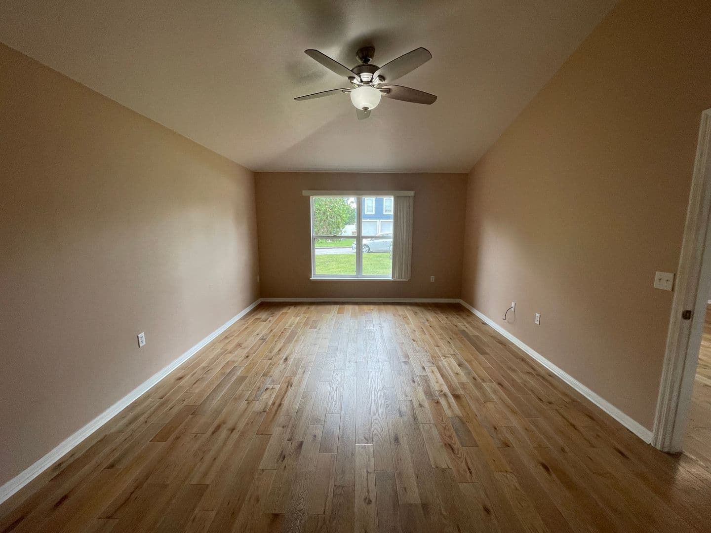 Ocala House: 4535 SW 42nd St