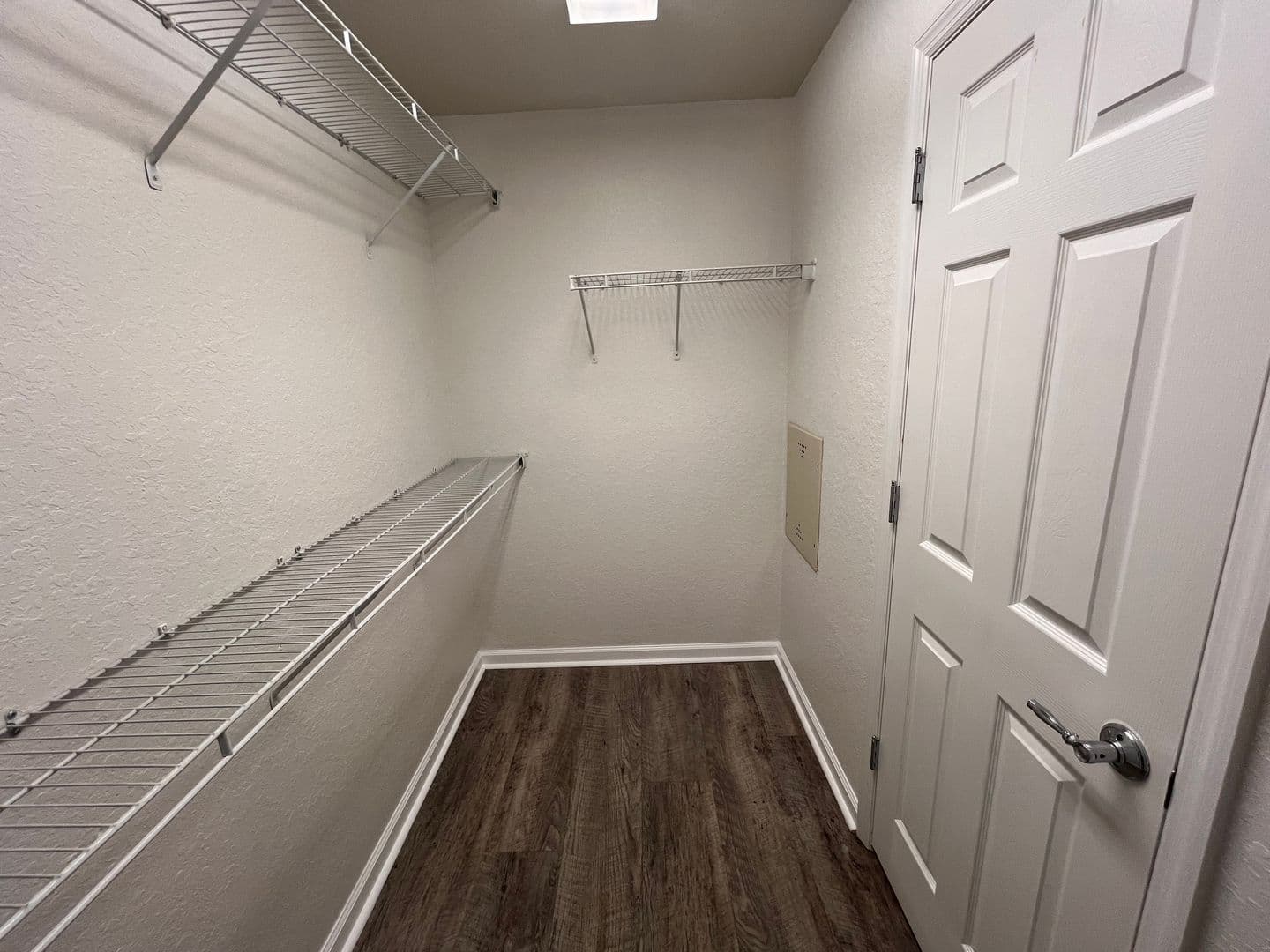 Ocala House: 4146 SW 47th Ct,