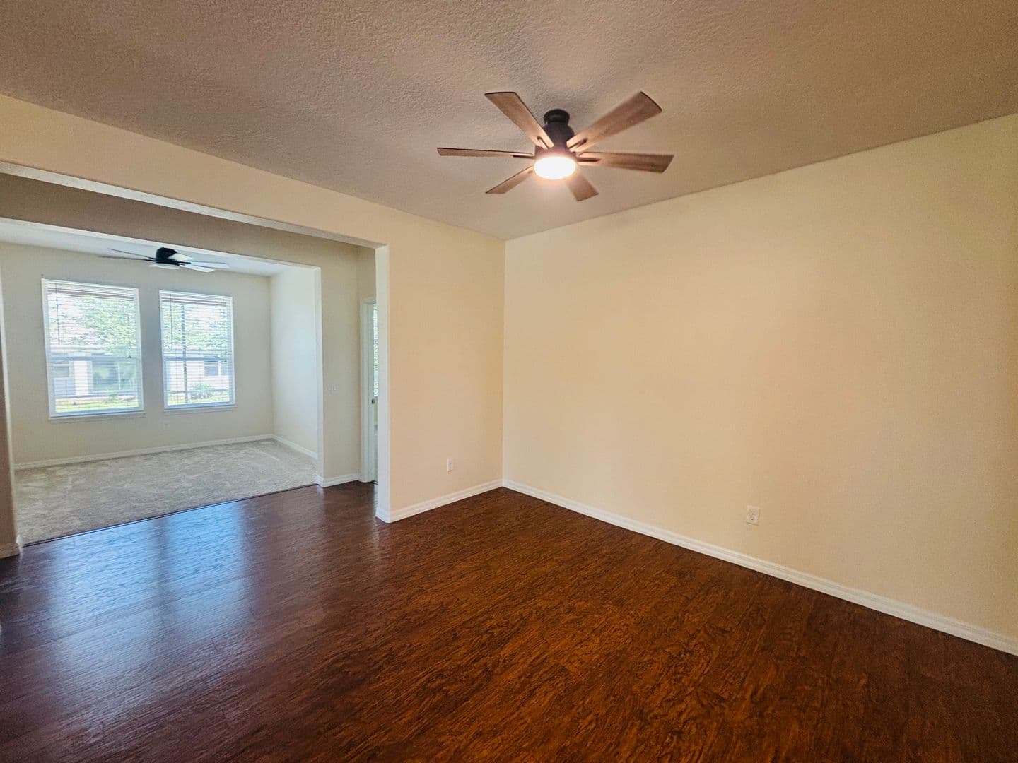Ocala House: 4859 NW 35th Lane Rd