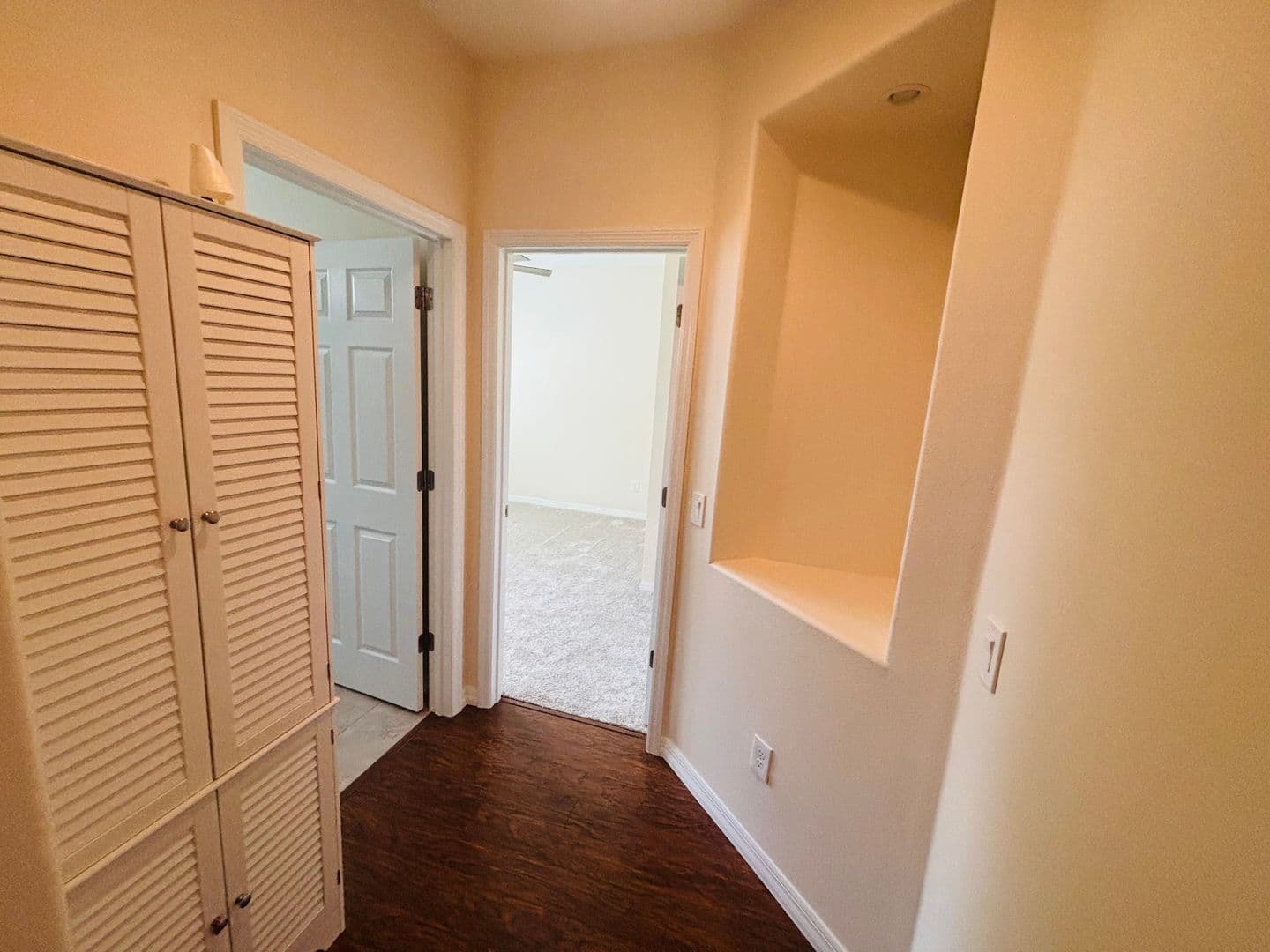 Ocala House: 4859 NW 35th Lane Rd