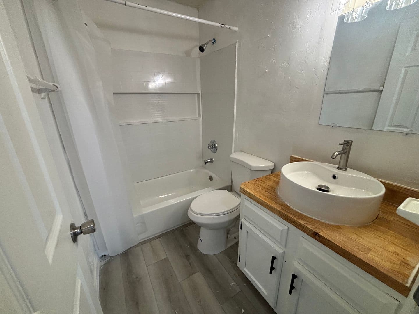 Gainesville Apartment: 2404 SW 31st Pl