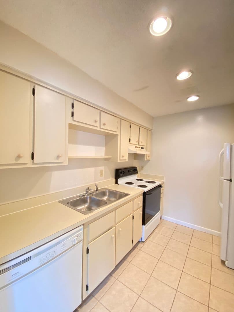 Ocala Apartment: 620 SE 28th Place