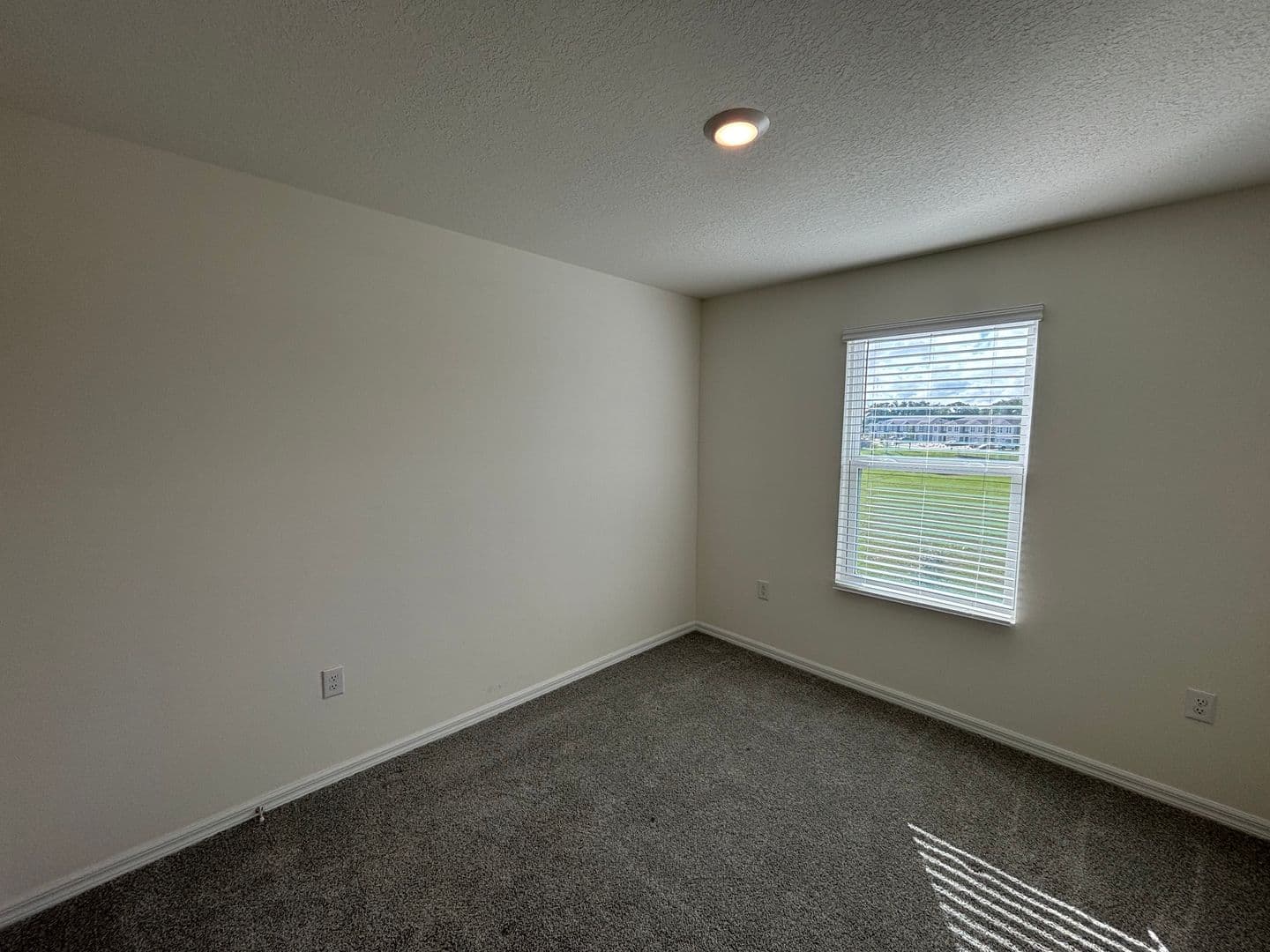 Ocala House: 8243 SW 67th Ave